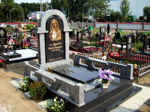 3 skulpturnaya masterskaya art kastings izgotovlenie pamyatnikov minsk ritorg.by