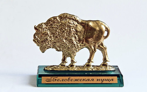 bizon belovezhskaya puscha skulpturnaya masterskaya art kastings izgotovlenie pamyatnikov minsk ritorg.by