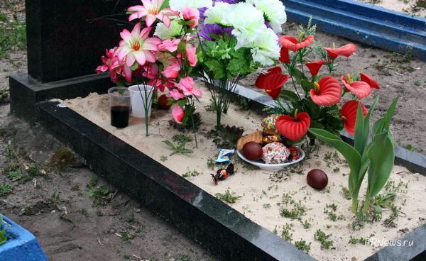 kladbishche sela soldatskoe na pashu 2014 31